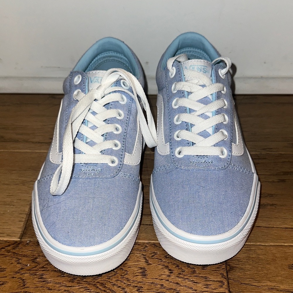 Vans Old Skool Sky Blue and White Sneakers New Never Worn